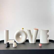 Adorno de jarrón con diseño creativo en forma de letra LOVE, adecuado para arreglos florales secos, decoración de sala de estar, entrada, escritorio de oficina, gabinete, un regalo perfecto