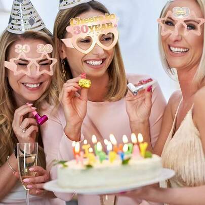 12个粉金生日快乐纸杯，适合30岁、40岁、50岁、60岁、70岁生日，生日派对纸杯相框拍照道具，成人派对装饰，时尚、浪漫、简约，是生日庆祝活动的完美之选，粉金生日派对纸杯，生日礼物