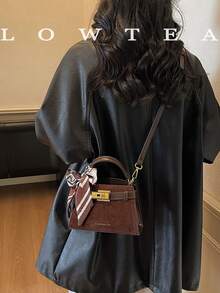 low tea 新款夏季荔枝纹女士手提包，时尚可调节肩带斜挎包，简约纯色高端金属装饰单肩通勤包 - 咖啡 - 查看 5