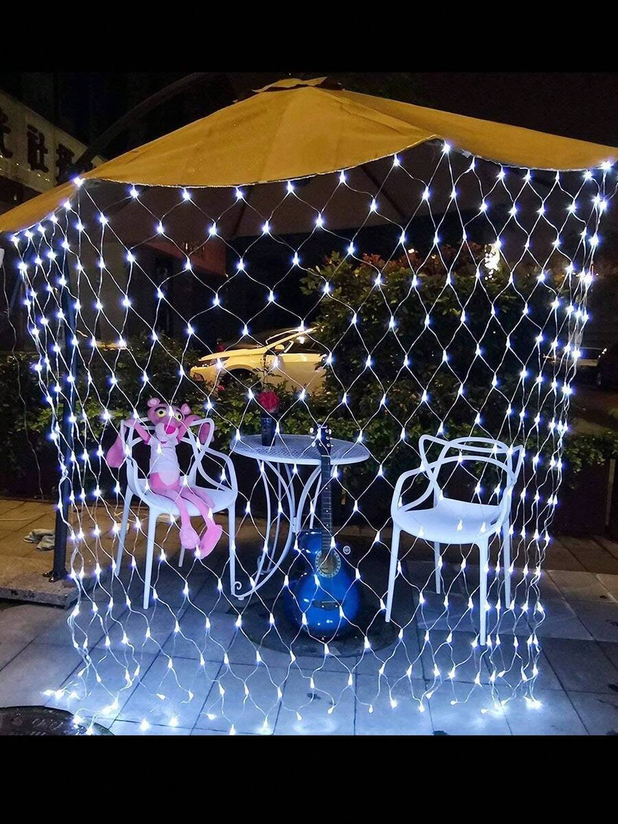 Serie Navideña 320 Luces Tipo Red, Luces Led de Navidad Red Malla Cortina 1.8Mx2M - Blanco - Ver 1