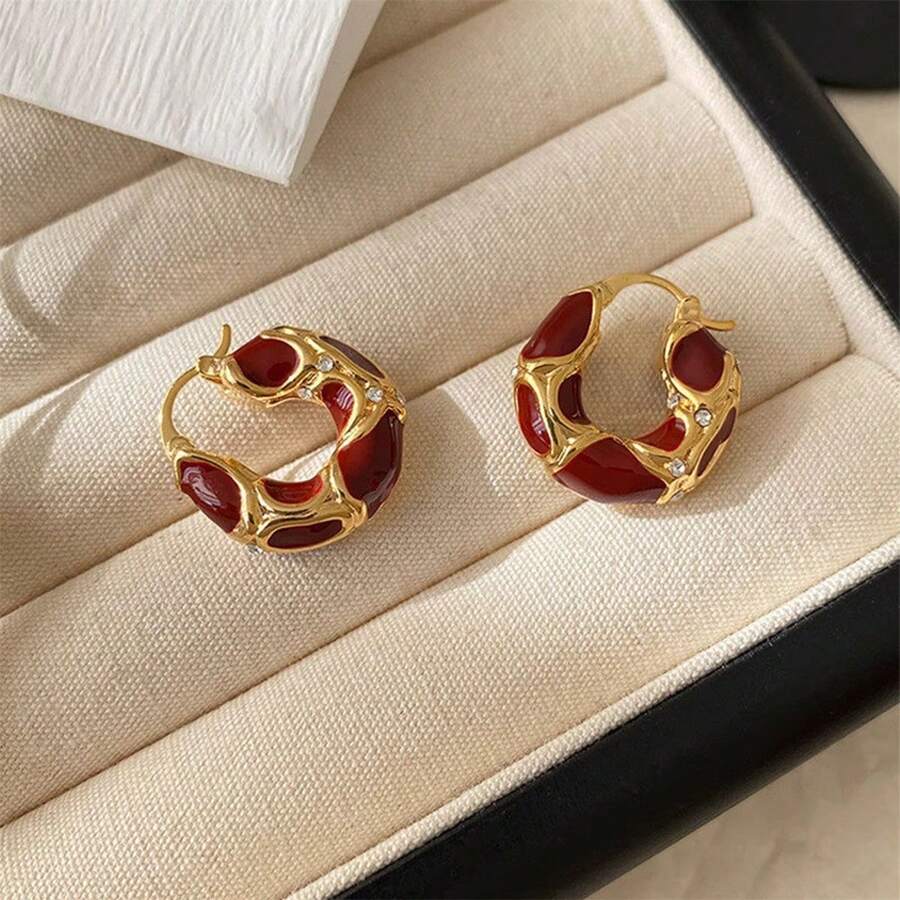 Pendientes de aro de esmalte para mujer, pendientes redondos únicos y modernos, accesorios de joyería personalizados, un artículo imprescindible para reuniones, desplazamientos y vacaciones, y un regalo imprescindible para Navidad, San Valentín y Año Nuevo. - Rojo - Ver 1