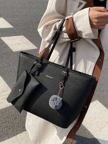 Esta bolsa tote de cor sólida, feita de PU, possui grande capacidade interna. A decoração com letras apresenta fechamento em zíper, alça dupla e alça de ombro ajustável. Inclui pingentes decorativos e uma pequena bolsa interna com amplo espaço para guardar garrafa de água, chaves, batom e outros itens essenciais do dia a dia. Ideal para mulheres, estudantes universitárias, para ir ao trabalho, fazer compras e para uso diário. - Preto - Ver 3