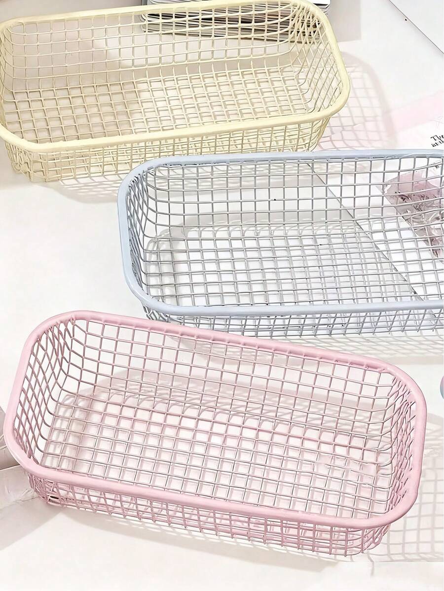 Cesta de almacenamiento de metal de color crema estética, organizador de escritorio con estilo y asa para escritorio de oficina, tocador, soporte para maquillaje y accesorios, decoración del hogar minimalista