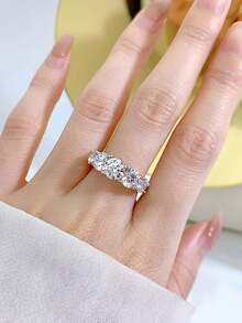 XUJIA 1pc 5-Stone Ring, Women's Round Cut Moissanite Engagement Ring, 925 Sterling Silver, D-E Color, VVS1 Clarity, 6.5mm, 6mm And 5mm Moissanite, Anniversary Wedding Band, Jewelry Gift - Silver - View 4