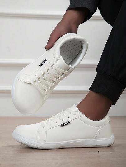 男士极简宽鞋头赤足跑鞋 - 舒适防滑休闲鞋，宽鞋头设计，透气面料，零落差鞋底，适合步行和瑜伽，男士宽楦平底休闲运动鞋，男女通用宽楦休闲运动鞋，女士PU鞋面设计，适合任何脚型，全天舒适不疲劳，为双脚提供充足空间。