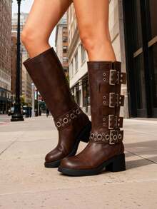 Botas altas hasta la rodilla con hebillas metálicas vintage para mujer, de puntera redonda, pantorrilla ancha, estilo motero de tacón ancho, de moda, con cierre de cordones Y2K - Marrón rojizo - Ver 5