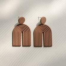 Hoa tai chữ U - màu nâu - Xem 5