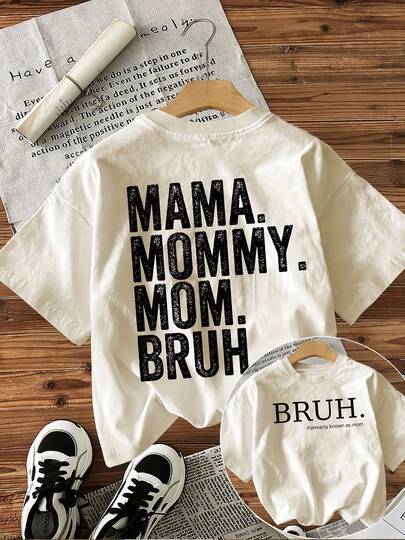 Camiseta de manga corta con cuello redondo y estampado de letras MAMA MOMMY en ambos lados