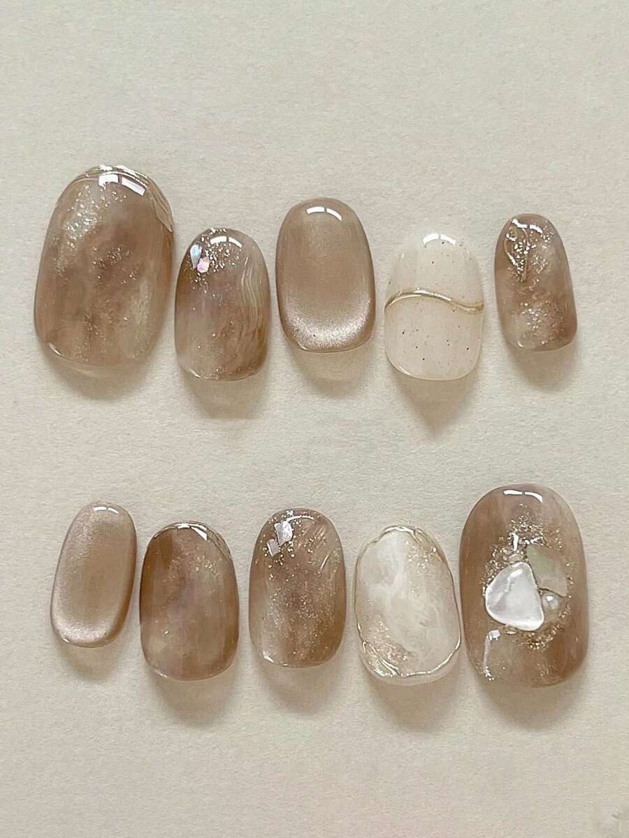10片纯手工制作的按压式美甲片，短款椭圆形美甲，多色美甲，柔和简约，轻奢华暖棕琥珀渐变色，细闪粉，手绘金属线条，珍珠母贝点缀，精致优雅的按压式美甲片，适合女性和女孩，秋冬季节庆派对及日常佩戴。 - 彩色 - 查看 1