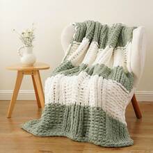 Battilo Beige Chunky Knit Throw Blanket, Soft And Thick Chenille Throw Blanket, 50x60 Handmade Knit Crochet Blanket, Cozy Knot Knitted Throw Blankets Couch Home Decor, Taupe - 鼠尾草與白 - 查看 12