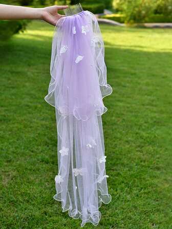 This Double-Layered Purple Veil Is Adorned With Delicate Three-Dimensional Flowers And Features A Ruffled Trim. Cute And Simple, It'S Perfect For Photoshoots And Outdoor Weddings.