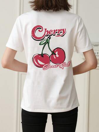 新款宽松女式柔软百搭休闲樱桃印花圆领宽松 T 恤，透气时尚街头服饰，适合春夏季