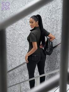 Soyun 女士瑜伽短袖外套，立领设计，修身剪裁，适合旅行、居家、休闲、办公和健身房穿着，黑色，春季款 - 黑色 - 查看 9