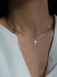 1pc Women's Minimalist Cubic Zirconia Cross Pendant Necklace, Suitable For Daily Wear (No Gift Box) - Silver - View 4