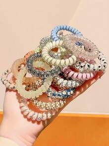 20 Stücke/Set Spiral Haargummis, von sanftem Nude-Rosa bis frischem Minz-Grün, bis zu personalisierten Schwarz-Weiß-Karos, um verschiedenste Matching-Bedürfnisse zu erfüllen - geeignet für Mädchen und Frauen, ob für den täglichen Weg zur Arbeit, Sport & Fitness oder für legere Treffen, um Ihrem Hairstyle stilvolle Akzente zu verleihen und mühelos einen modischen und ordentlichen Look zu kreieren. Haargummis, Haargummis, Haargummis, Haargummi, Haargummis, Haargummis