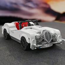 Vintage Car Assembly Model Building Toy With Dust-Proof Display Box, Retro Car Assembly Model Toy Building Block Set, ABS Material, Desktop Decor, Collector's Item, New Year Christmas Birthday Gift