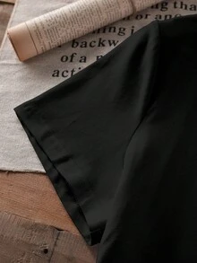 Women's Casual Short-Sleeved Round Neck Plus Size T-Shirt - Black - View 5