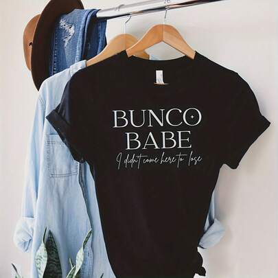 Bunco Babe T - Bunco Babe No vine aquí a perder Lindo Bunco Bunco e Juego Bunco Premio Bunco Regalo divertido de Bunco.Camiseta de algodón grueso para hombre deLa camiseta de 220 gramos es la base universal para hombres y mujeres, proporcionando comodidad real y excelente durabilidad. El diseño es adecuado para todo tipo de usuarios, independientemente del género o el estilo. Utiliza tejidos resistentes al desgaste y de alta calidad, adecuados para cualquier uso diario, con tacto suave y durabilidad. Excelente ventilación y comodidad exclusivas para mujeres, con combinación de otoño e invierno, pretensión de grado o ropa temática festiva. Una variedad de artículos para satisfacer las necesidades de varias ocasiones.