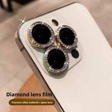 4 قطع من غشاء واقي للعدسة مرصع بالراين متوافق مع هواتف آيفون 17 برو ماكس/16/15/14/13، غطاء واقي للعدسة فائق الوضوح، مضاد للخدش والسقوط، واقي مثالي للعدسة الكاميرا قابل للاستخدام اليومي في المكتب والمنزل، مقاوم للماء والصدمات ومقاوم للخدش - فضة [4 قطع] - مشاهدة 7