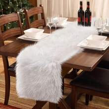 1pc Spring Summer Fall Winter Soft Plush Faux Fur Table Runner, White, Pink- 13x36 Inch, 13x72 Inch Winter Christmas Home Decor,Holiday Party Dining Table Cover For Coffee Table & Dresser, White Fuzzy Festive Birthday Decoration,Christmas Theme Tablecloth,Holiday Kitchen Dining Table Decoration For Home Party Decor,Room Decoration, Holiday Party Decoration,Holiday Dining Indoor/Outdoor Use - 白色 - 查看 4