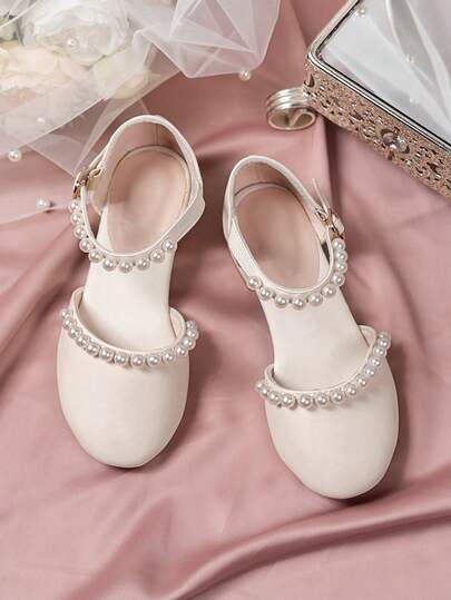 Chaussures de mode pour filles en blanc, noir et perle rouge, style élégant pour toutes les saisons et les festivals, talons hauts, talons épais, chaussures, banquets de mariage, fêtes, soirées, fêtes de vacances, fleurs douces et mignonnes pour les filles, chaussures pour filles, convenant aux filles de tous âges, chaussures pour enfants, chaussures pour bébés, tenues de cérémonie, robes, robes, robes de spectacle, chaussures de spectacle, danse de perle, ballerine Babies, chaussures de princesse, petites chaussures