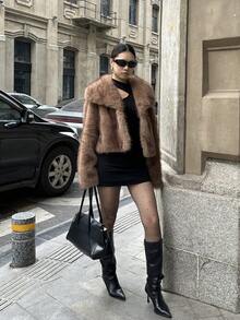 Luxurious Vintage Fashion Women's Thick Warm Jacket With Faux Fur Collar, Winter Coat, Soft Plush Fur - Brown - View 8