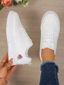 女士白色运动鞋，休闲厚底厚底鞋，防滑增高皮面学生鞋 - 白色 - 查看 2