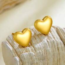 1 Pair 18K Gold Plated Fashionable Heart Shaped Stud Earrings, & Elegant Design For Women