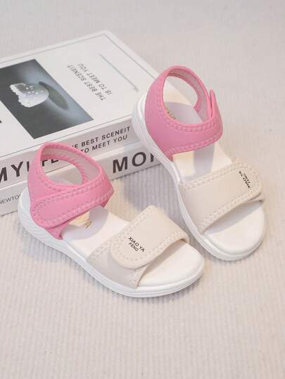 A Pair Of Children's 2025 New Summer Color-Blocking Double Hook And Loop Sandals - Pink And Beige Design, Fashionable, Casual, Simple And Comfortable. It's An Excellent Choice For Campus Life, Daily Outings, Park Visits And Beach Walks, And Can Be Easily Matched With All Kinds Of Clothing For Boys And Girls