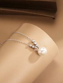 1条S925纯银珍珠吊坠项链，简约精致奢华优雅百搭颈链，送给母亲、女友、朋友、情侣的珠宝礼物，日常佩戴