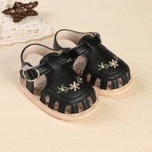 0-1 Year Old Infant Girls' Soft Bottom Prewalker Shoes, 5-7 Months Newborn Embroidered Breathable Sandals - Black - View 8