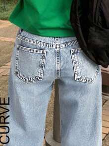 Women's Classic Straight-Leg Jeans - Timeless Washed Effect, Mid-Rise Design, Essential Everyday Pants - Light Wash - View 5