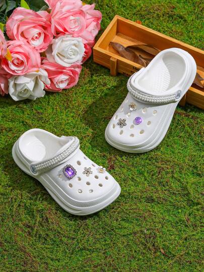 HOEASE Youngsters' Stylish And Casual Clogs, Girls' EVA Soft Sole Breathable And Comfortable Summer Garden Shoes And Beach Shoes With Flower Charms, Rhinestone Decoration, Slip-On Design For Girls And Boys , All-Season Footwear