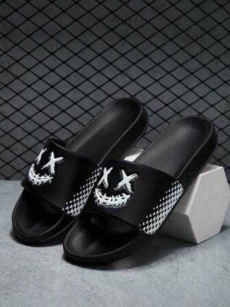 23号夏季大码男士拖鞋 36-48码 户外舒适男士休闲鞋 轻便防滑家居拖鞋 耐磨透气男士凉鞋 户外日常穿着男士鞋（不对称图案）这款拖鞋的鞋底采用EVA材质。不可长时间暴晒，否则鞋子会缩水。