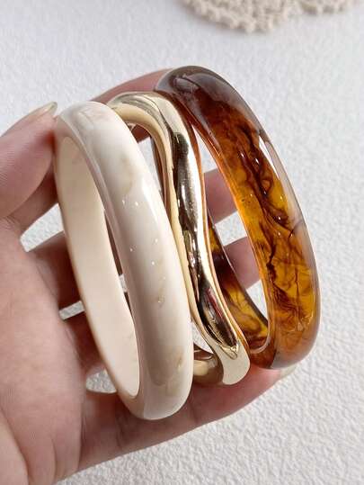 3pcs/Set Fashionable Elegant Exaggerated Retro Acrylic Bangle Bracelet Set With Gold CCB Bracelet, Simple Design, Suitable For Daily And Party Wear, All Seasons