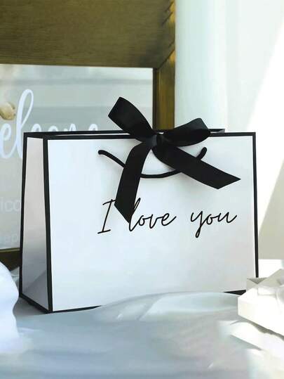 1pc "I Love You" Gift Bag, Paper Gift Bag, Lightweight Foldable Shopping Tote Bag, Perfect Gift Bag For Girlfriend, Boyfriend, Husband, Wife, Partner - Black & White Birthday Decor, Birthday Gift, Celebration Accessory, Decorated With Ribbon, Durable, Event Planning, Fashionable Packaging, Sturdy Material, Women Gift