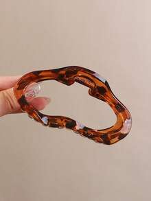 Bộ 4 kẹp tóc nhựa nhẹ hình đám mây cỡ lớn 12cm/4,72in màu đen bóng, màu be, màu hổ phách, màu sâm panh, thời trang đa năng, cao cấp, thanh lịch, đơn giản, màu trơn, phụ kiện tóc ombre, thích hợp cho các buổi đi chơi hàng ngày, thường ngày, tiệc tùng, đi làm, nghỉ mát, buộc tóc đuôi ngựa, tạo kiểu tóc búi, rửa mặt, trang điểm, phù hợp với trang phục, kẹp tóc, kẹp hàm, kẹp tóc, kẹp tóc, kẹp tóc, kẹp tóc, phụ kiện tóc thu đông cho nữ - Nhiều màu - Xem 7