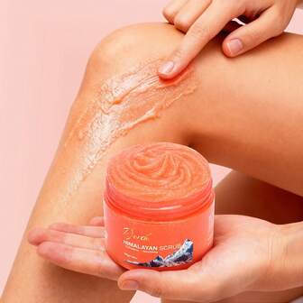  Pjordo喜马拉雅磨砂膏200克/7.05盎司，身体磨砂膏，香气浓郁，温和去角质，令肌肤光滑，富含喜马拉雅盐、胶原蛋白、积雪草叶提取物，适用于身体各个部位，是送给女孩的完美礼物。