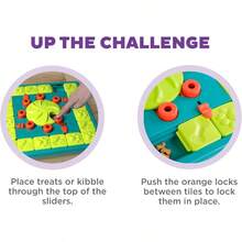 Outward Hound Nina Ottosson Challenge Slider Interactive Treat Puzzle Dog Enrichment Toy, Level 3 Advanced, Multicolored - Câu đố nhiều (Màu xanh lá cây) - Xem 4
