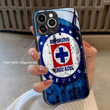 Funda para teléfono con el logo del equipo de fútbol Cruz Azul, compatible con teléfonos ,  17,  16 Pro Max,  15 Pro Max,  13 y  12. Fabricada en TPU, ofrece protección contra golpes y caídas. Ideal para aficionados al deporte, familiares, amigos, regalos de cumpleaños y para llevar siempre contigo en los partidos. - Negro - Ver 3