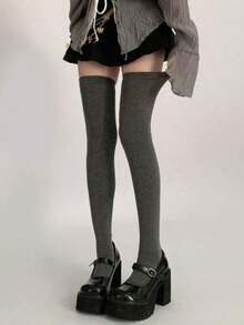 Solid Color Simple Style Warm Over The Knee Thigh High Socks For Autumn And Winter - 灰色 - 查看 1