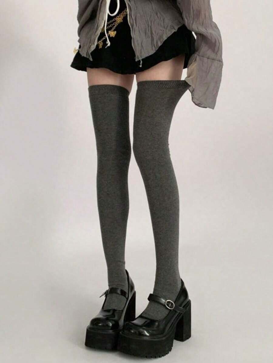Solid Color Simple Style Warm Over The Knee Thigh High Socks For Autumn And Winter - 灰色 - 查看 1