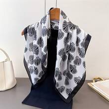 Women's Large Square Scarf - Soft Pink And White Shell Print With Turquoise Blue Edges - 26.77inch Four Seasons Scarf, Shawl, Headscarf, And Hair Accessory - Provides Elegant Everyday Style For Beach Outfits, Parties, And Casual Wear - Lightweight And Warm - Available Colors: Pink/Blue/Purple/Black, Beach Scarf, Women's Mini Scarf, Women's Neck Scarf, Beautiful Scarf, Women's Headscarf - 粉紅色 - 查看 9