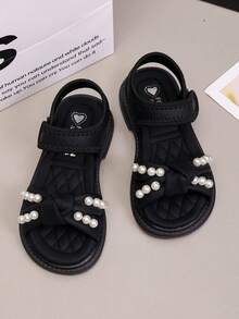 1 Pair Girls Pearl PU Hook And Loop Design Flat Cute Princess Sandals, Soft Bottom Non-Slip Children Beach Shoes, Suitable For Summer - Black - View 4