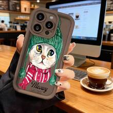 Cubierta de teléfono con diseño de gato en gorro y bufanda roja y verde con texto Meowy para uso diario y oficinaCompatible with  16 Pro Max/16 Plus/16 Pro/16/15 Pro Max/15 Plus/15 Pro/15/14 Pro Max/14 Plus/14 Pro/14/13 Pro Max/13 Pro/13/12 Pro Max/12 Pro/12/11 Pro Max/11 Pro/11/XS Max/XR/X/7 Plus/7 TPU Drop-Proof and Stain-Resistant Protective Soft Case - Café integral - Ver 7