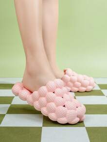 1 paire de sandales moussantes et polyvalentes, sandales à fond de massage doux, convenant aussi bien aux garçons qu'aux filles comme sandales d'extérieur - Rose bonbon - Voir 6