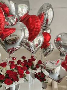 17 Peças Grandes Balões de Folha em Forma de Coração de 18 Polegadas Vermelho e Prata, Perfeitos para Festas de Aniversário, Festas de Casamento, Decorações de Formatura, Chás de Panela/Decorações de Feriados, Decorações do Dia dos Namorados, Presentes de Ano Novo e Outras Decorações de Presentes.