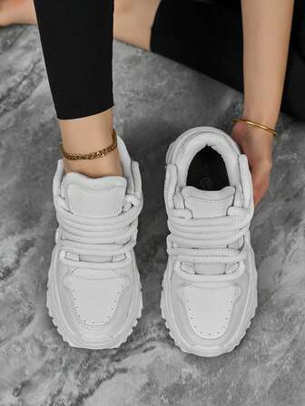 Cómodas y versátiles mocasines de mujer con suela blanda, de estilo elegante y con forro sintético, para todas las estaciones