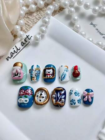 1 Piece Of Handmade Press-On Nail Art. 3D Nails, Retro Nails, Sweet Style Nails, Blue And White Nails, Cute Clock Pattern Nails, Bow Pattern Nails, Flower Pattern Nails, Vintage Nails, Women's Fashion Nails. Cute Nails. Short Nails. High-End Quality, Suitable For Everyday Wear Or Holidays, Makes A Great Gift.