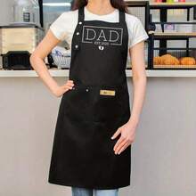 DAD EST.2025 Unisex Cooking Apron With Pockets| Polyester Fabric, Kitchen Chef Apron, With Baby Footprint Details - 均碼 - 查看 3